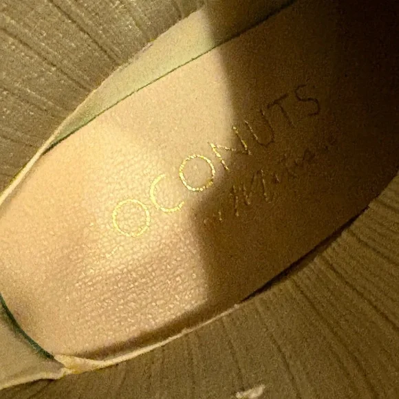 Coconuts by Matisse Cream Ankle Boots - Picture 4 of 5